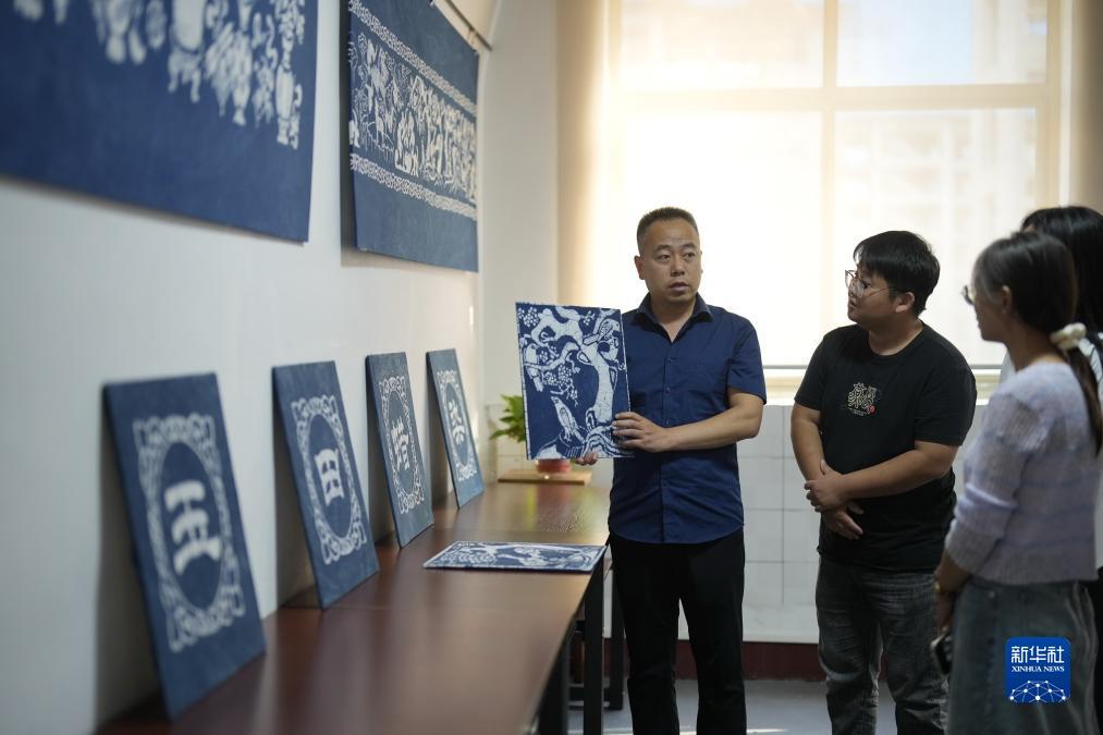 六狮王朝下载